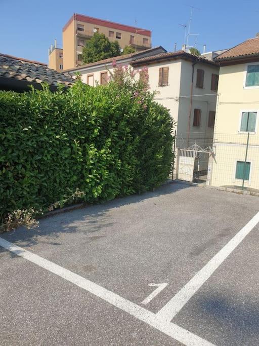 Piazza Garibaldi Eleganti Suite Con Sauna Удіне Екстер'єр фото